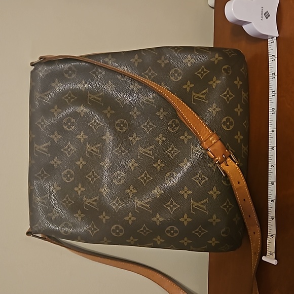 Louis Vuitton  Monogram Musette Salsa Preloved Great Shape - Picture 4 of 17